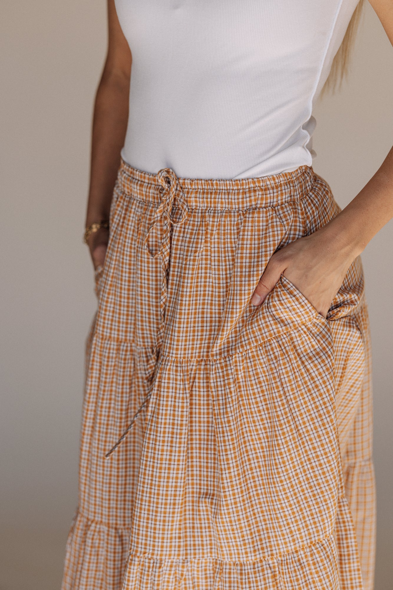 skirt with pockets