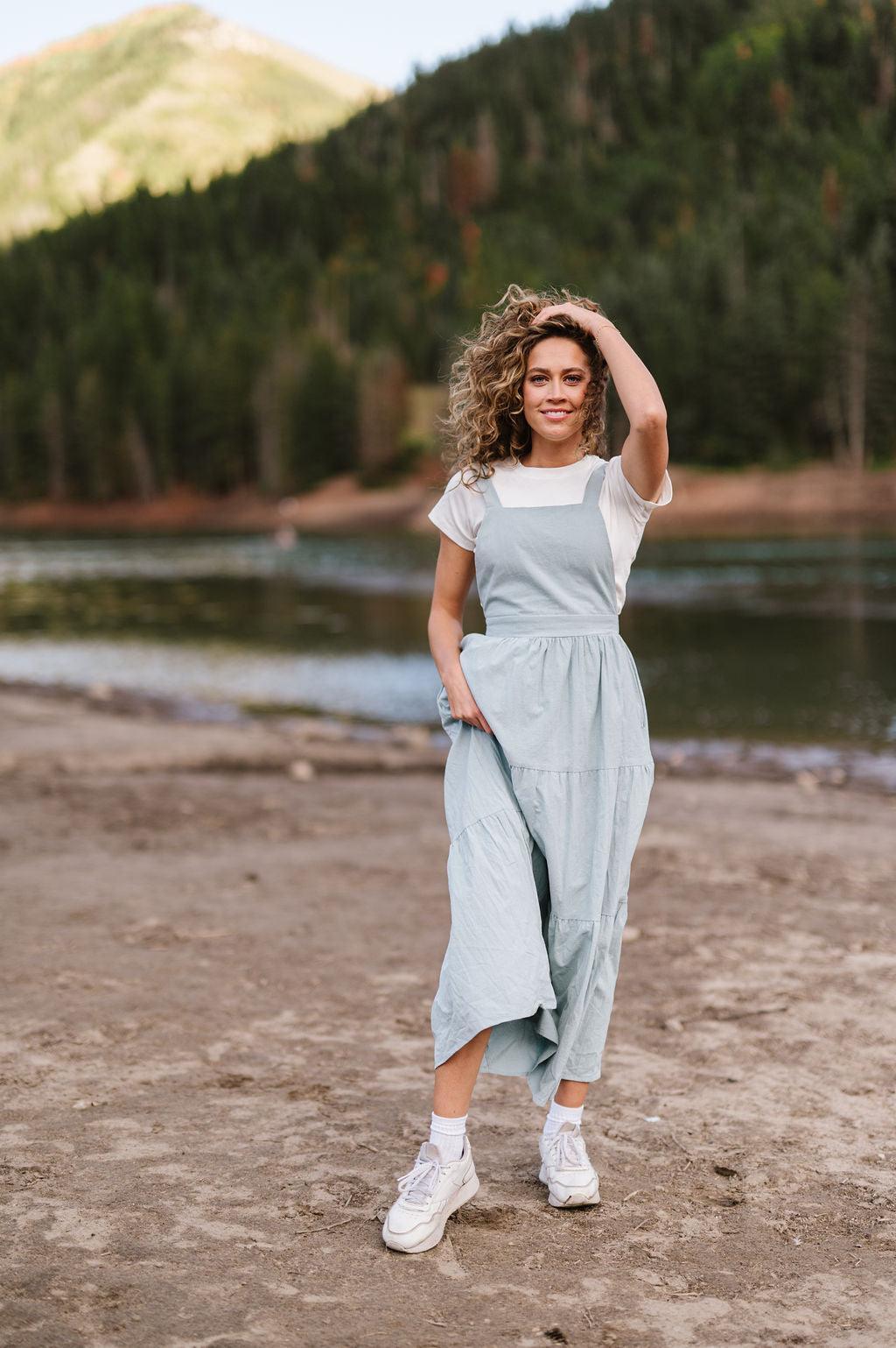 Shay Overall Dress in Dusty Blue FEHRNVI